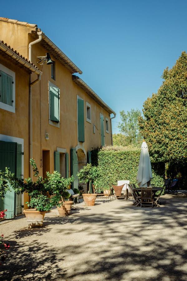 Saint-Saturnin-lès-Avignon Le Mas De Trevouse מראה חיצוני תמונה