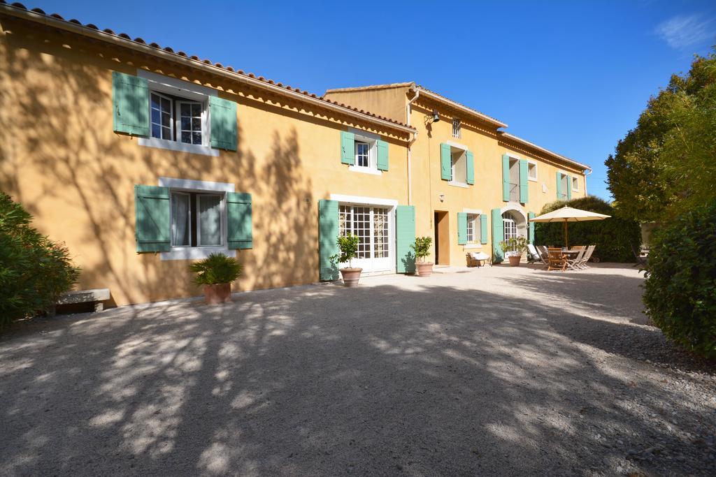 Saint-Saturnin-lès-Avignon Le Mas De Trevouse מראה חיצוני תמונה